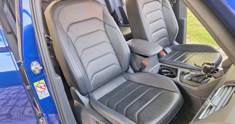 Volkswagen Tiguan cena 199000 przebieg: 35000, rok produkcji 2021 z Trzebiatów małe 407